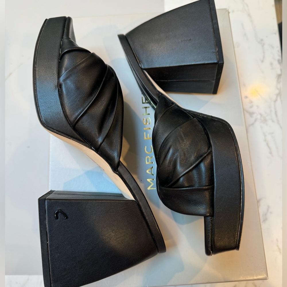 Circus by Sam Edelman “Marianna”
Women's Chunky Mules  Black: 7M
